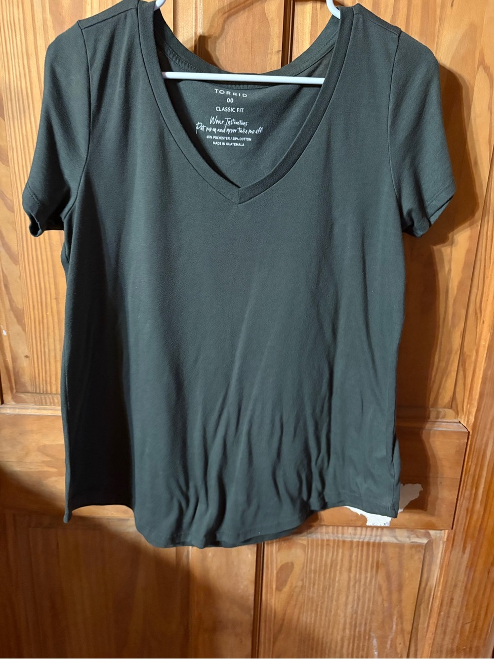torrid Classic Fit V-Neck Tee in Deep Green